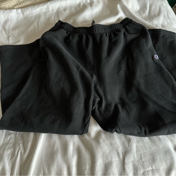 Men’s Black Champion Sweatpants - Picture 1 of 6